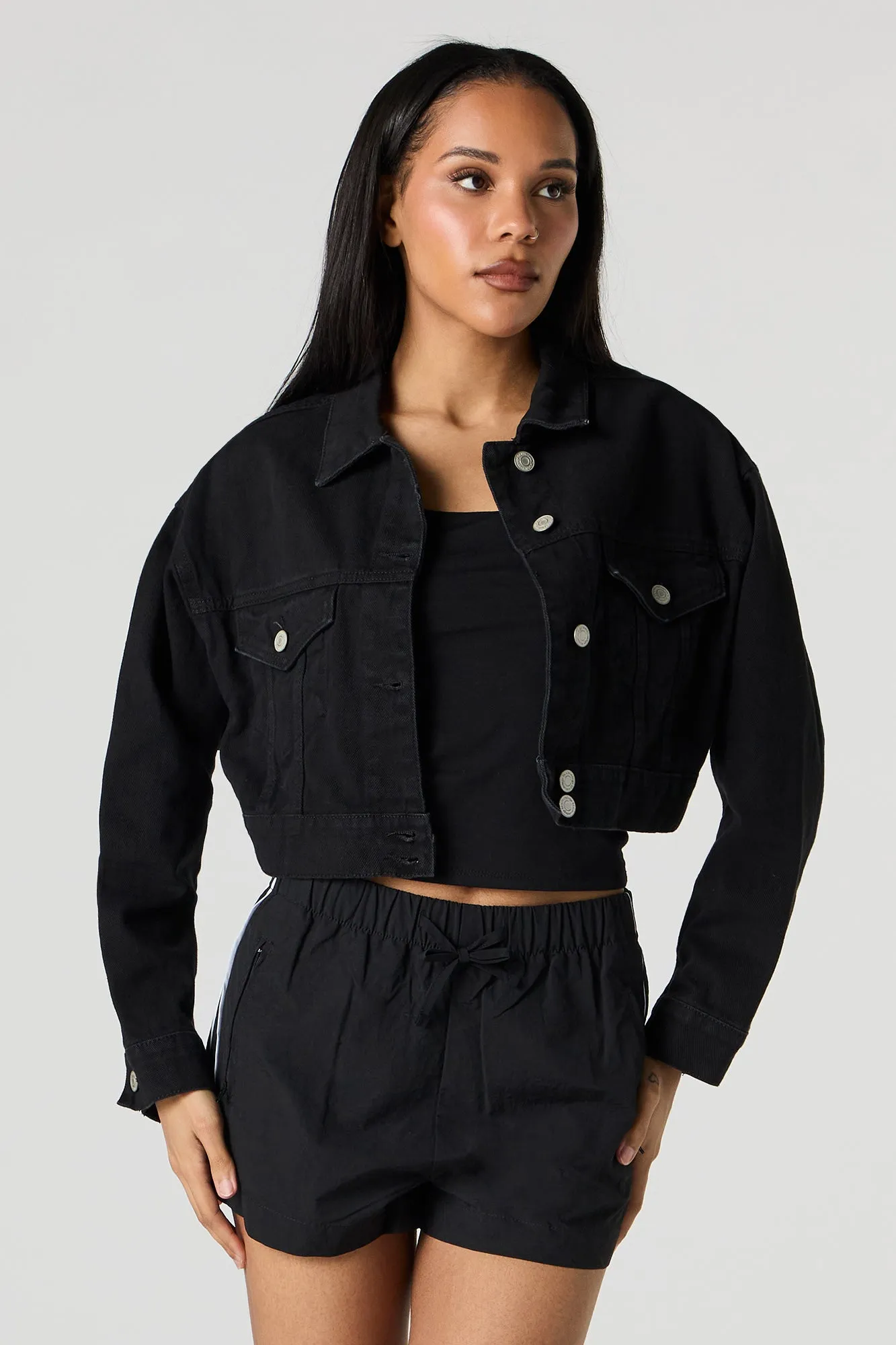 Blouson de style camionneur court en denim