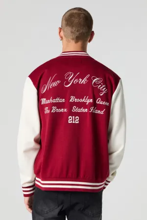 Blouson de style universitaire en molleton avec motif brodé