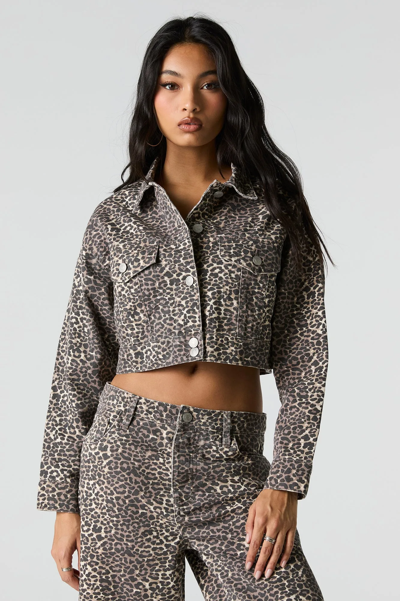 Blouson en denim écourté imprimé