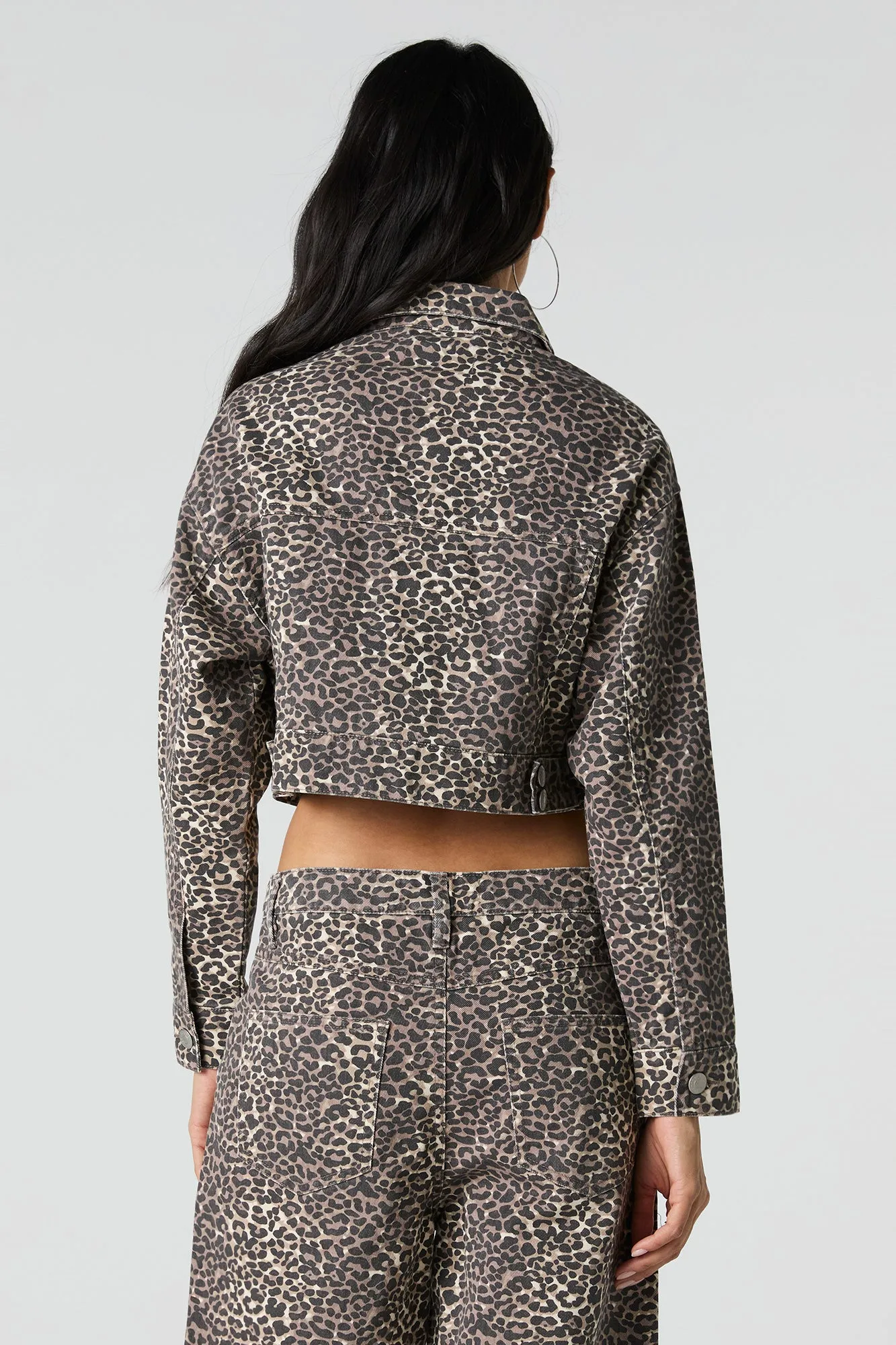 Blouson en denim écourté imprimé