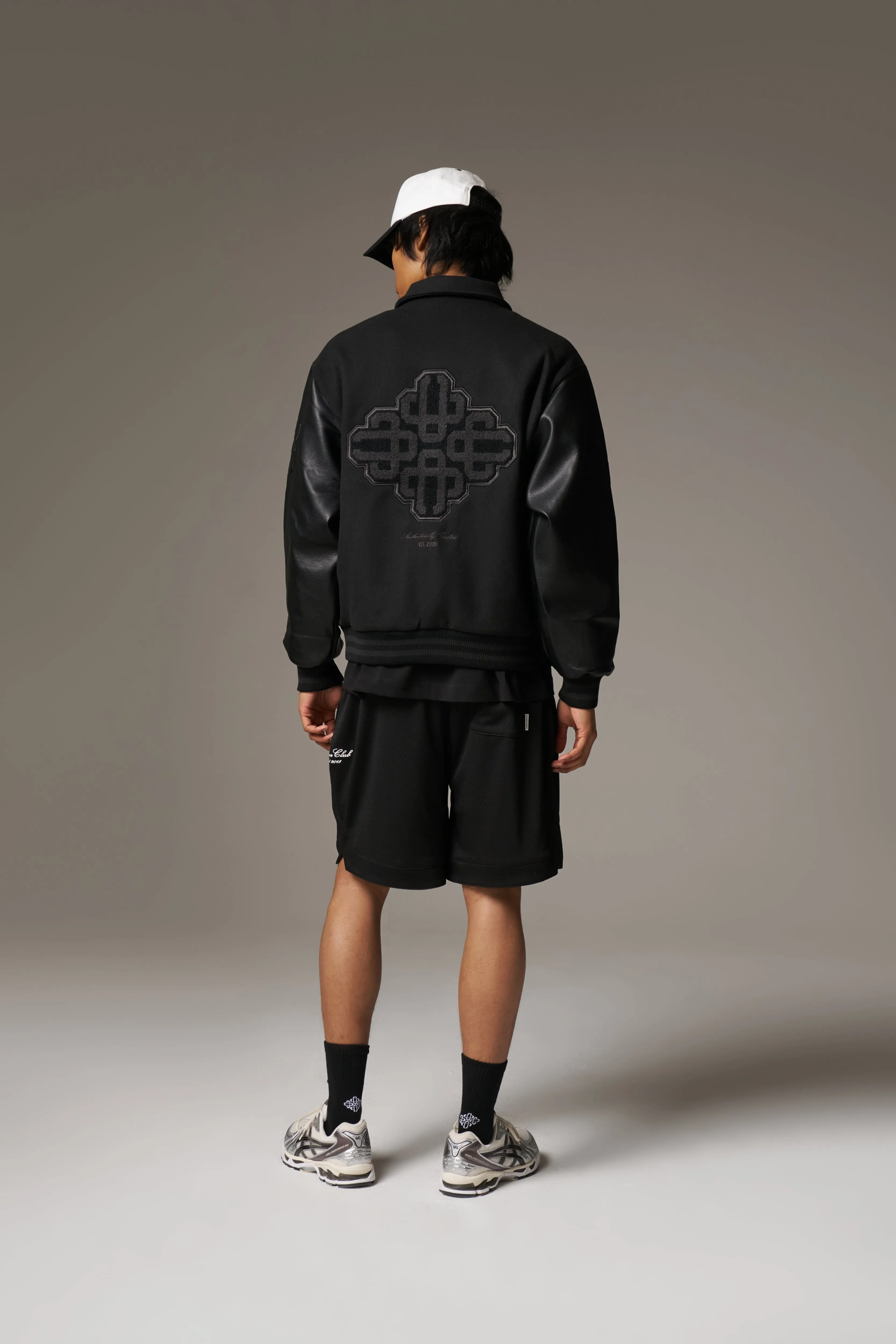 EMBLEM CHENILLE VARSITY JACKET - BLACK