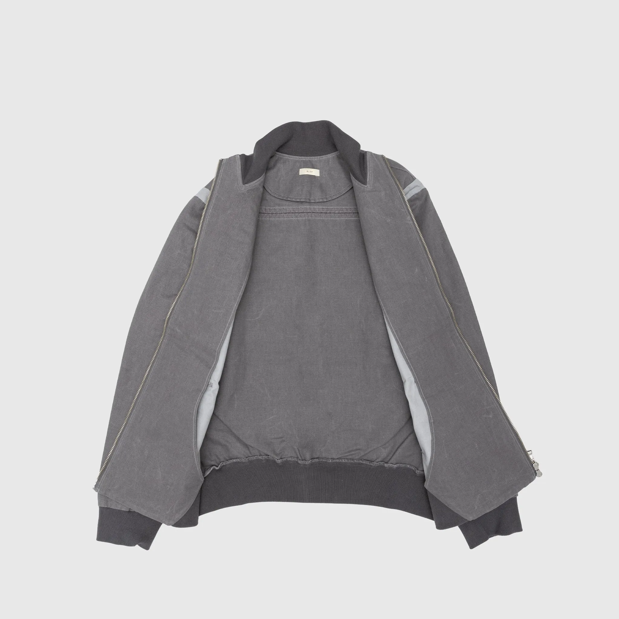 EP.7 04 JACKET