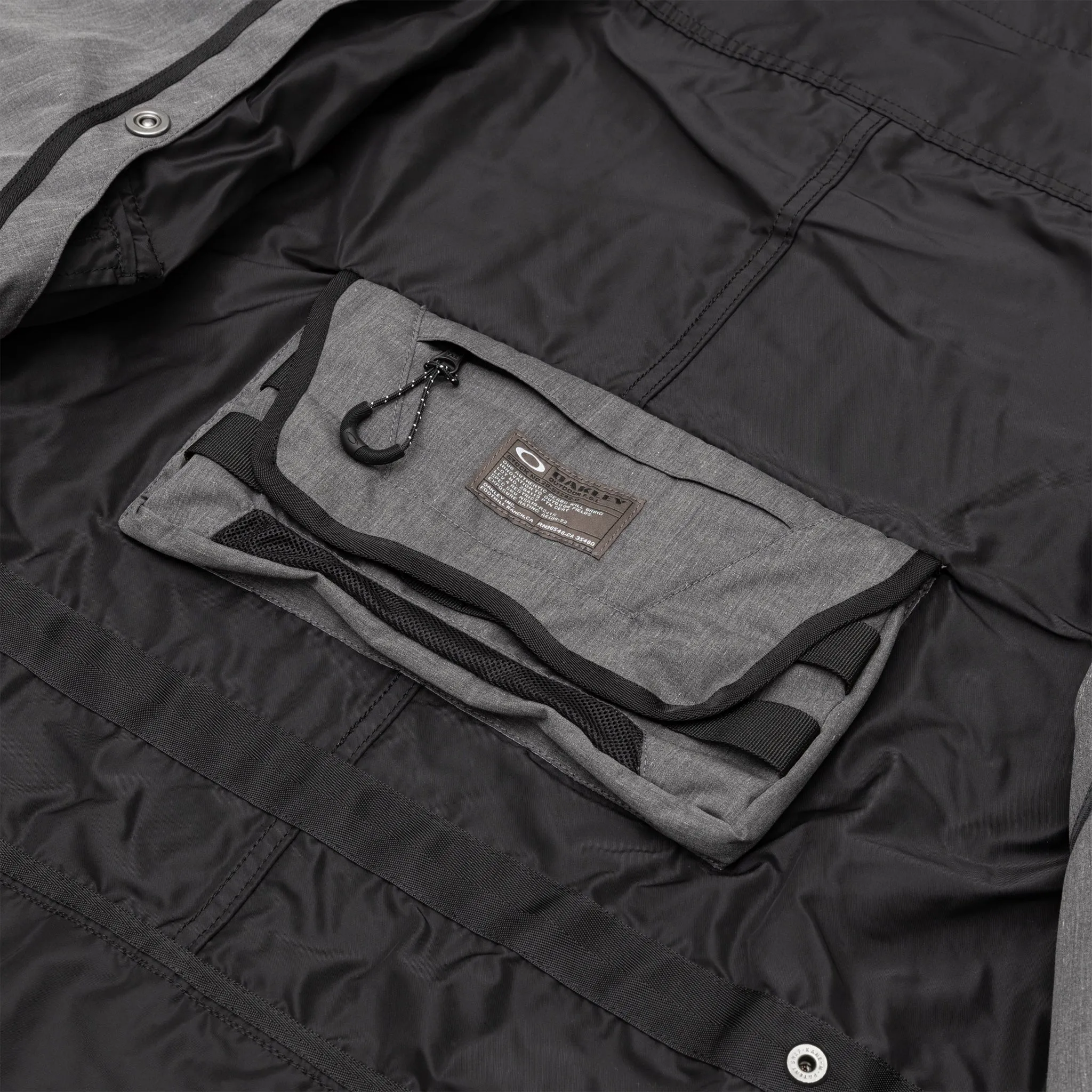 eYe X OAKLEY LAMINATED JACKET