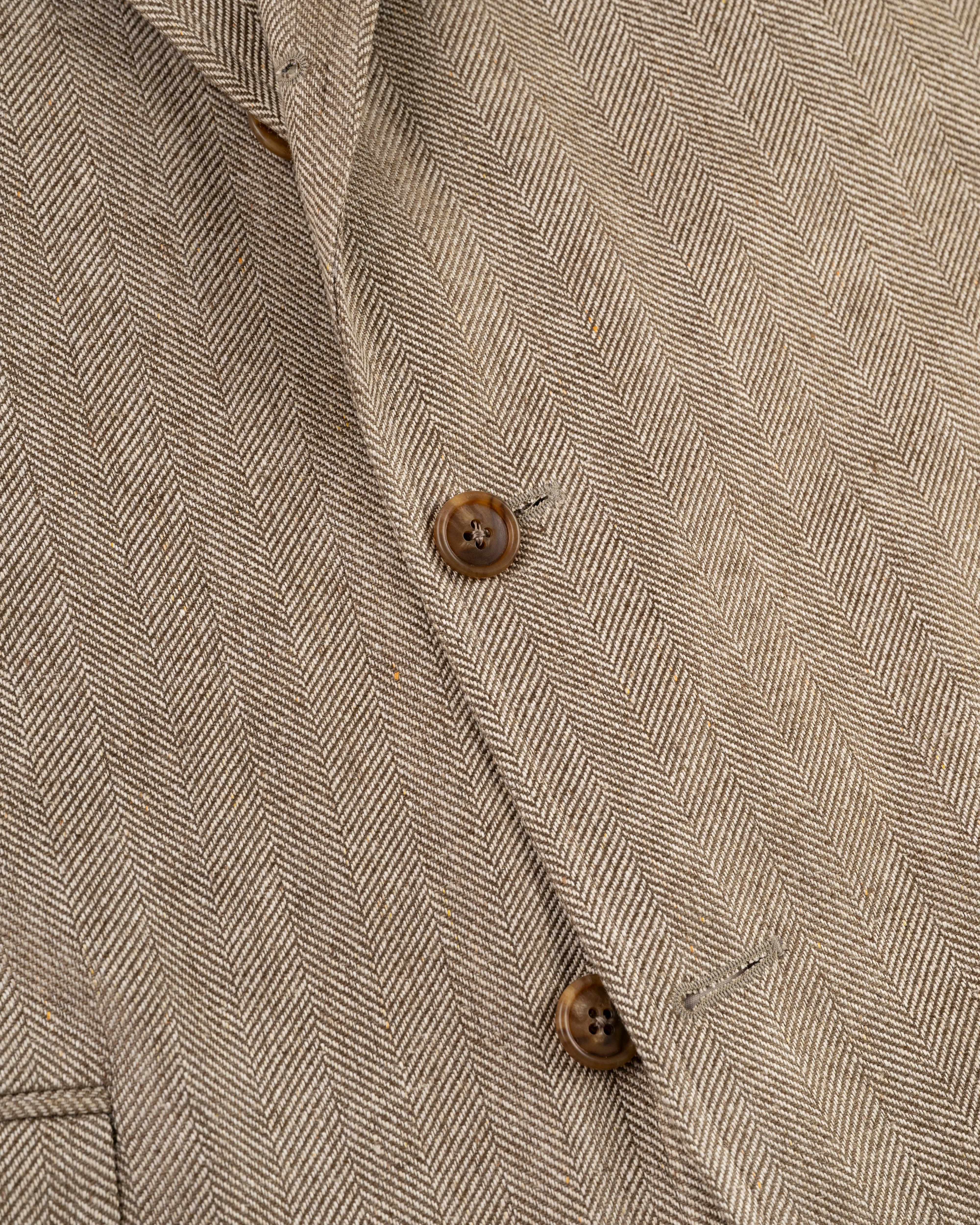 TAN HERRINGBONE SPORT COAT