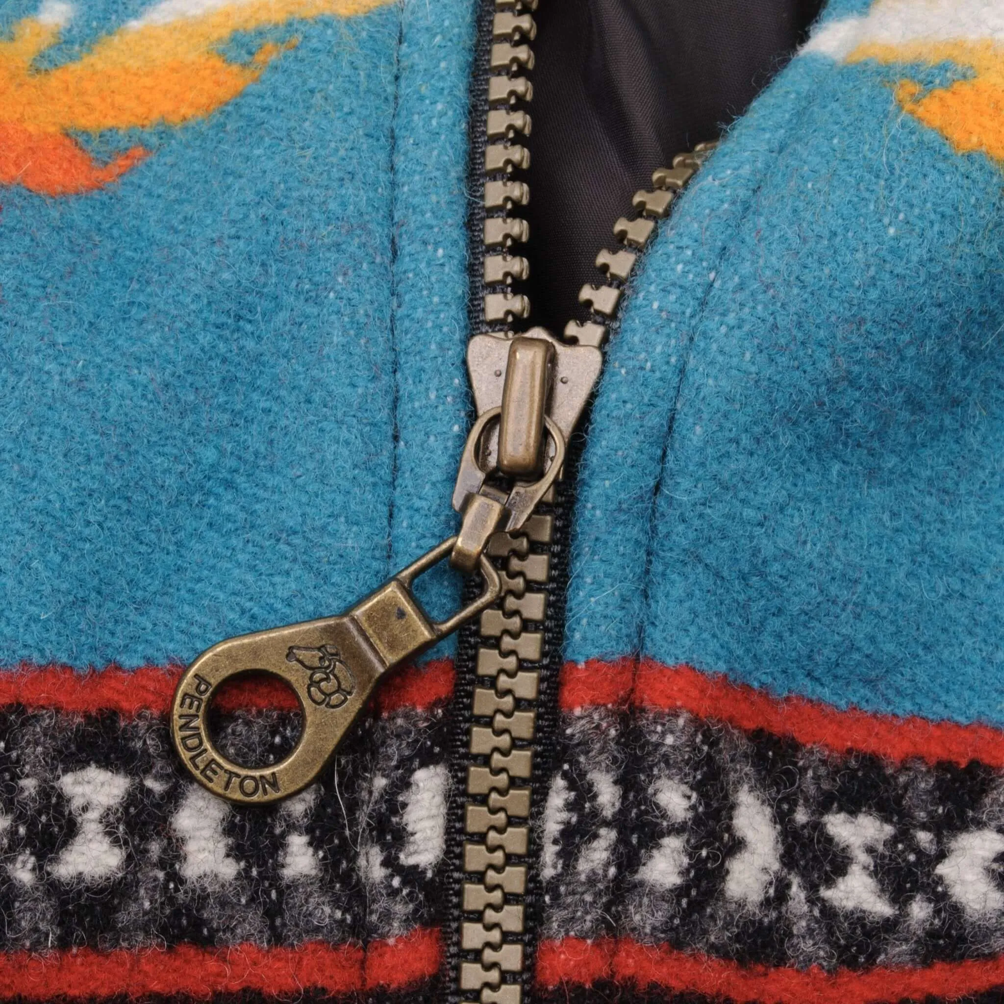 VINTAGE PENDLETON NAVAJO WESTERN WOOLEN MILLS JACKET 1990S LARGE MADE USA