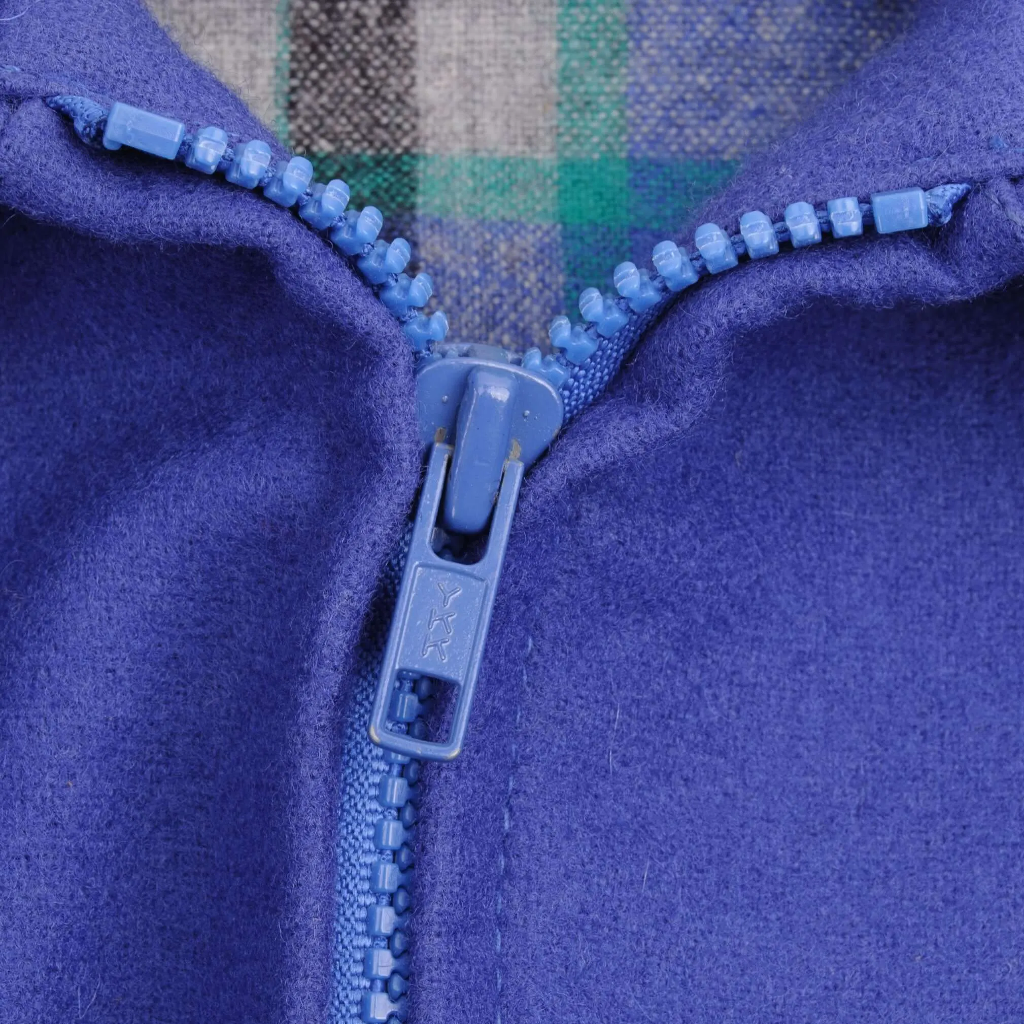 VINTAGE PENDLETON WOOLEN MILLS BLUE JACKET 1970S SIZE XL MADE IN USA