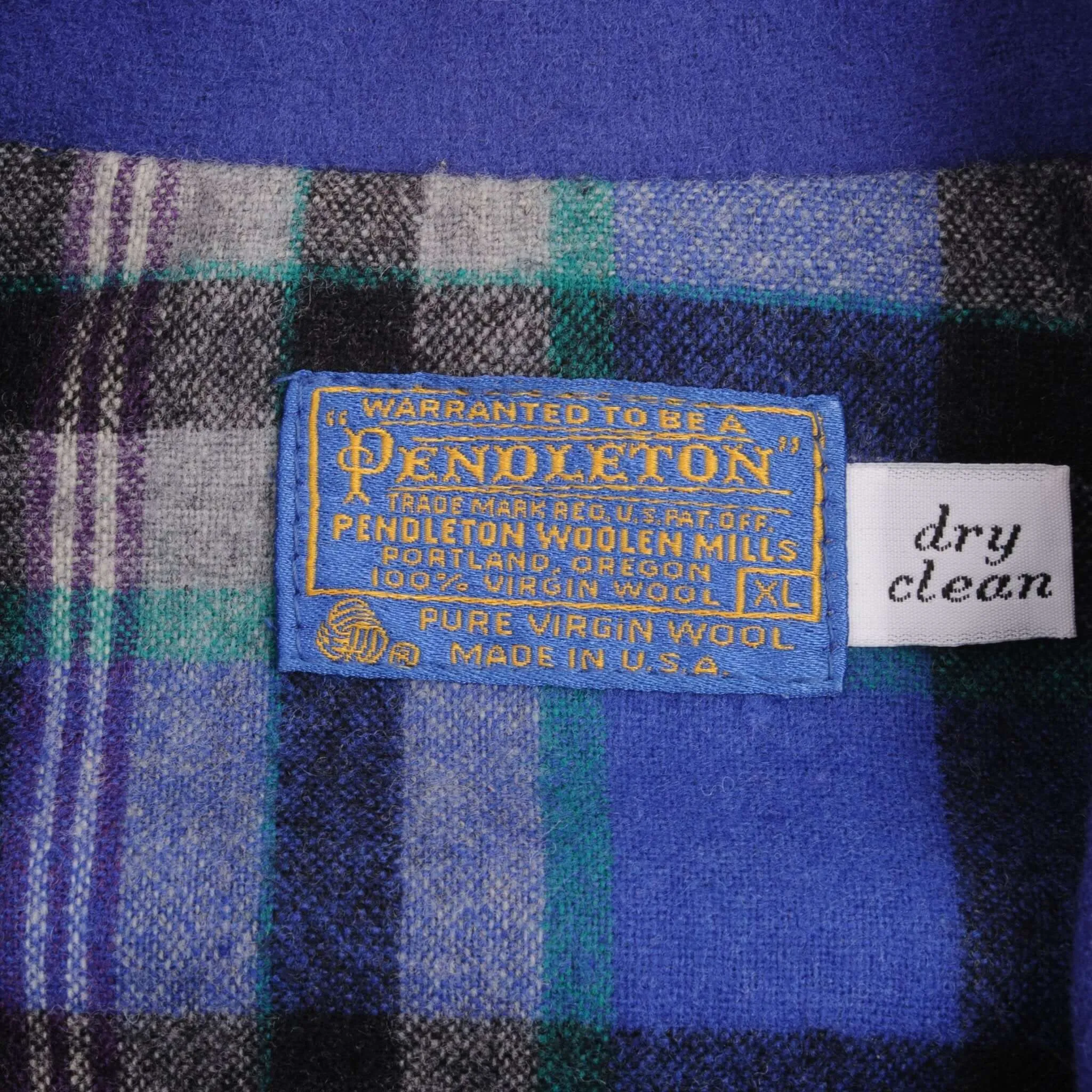 VINTAGE PENDLETON WOOLEN MILLS BLUE JACKET 1970S SIZE XL MADE IN USA