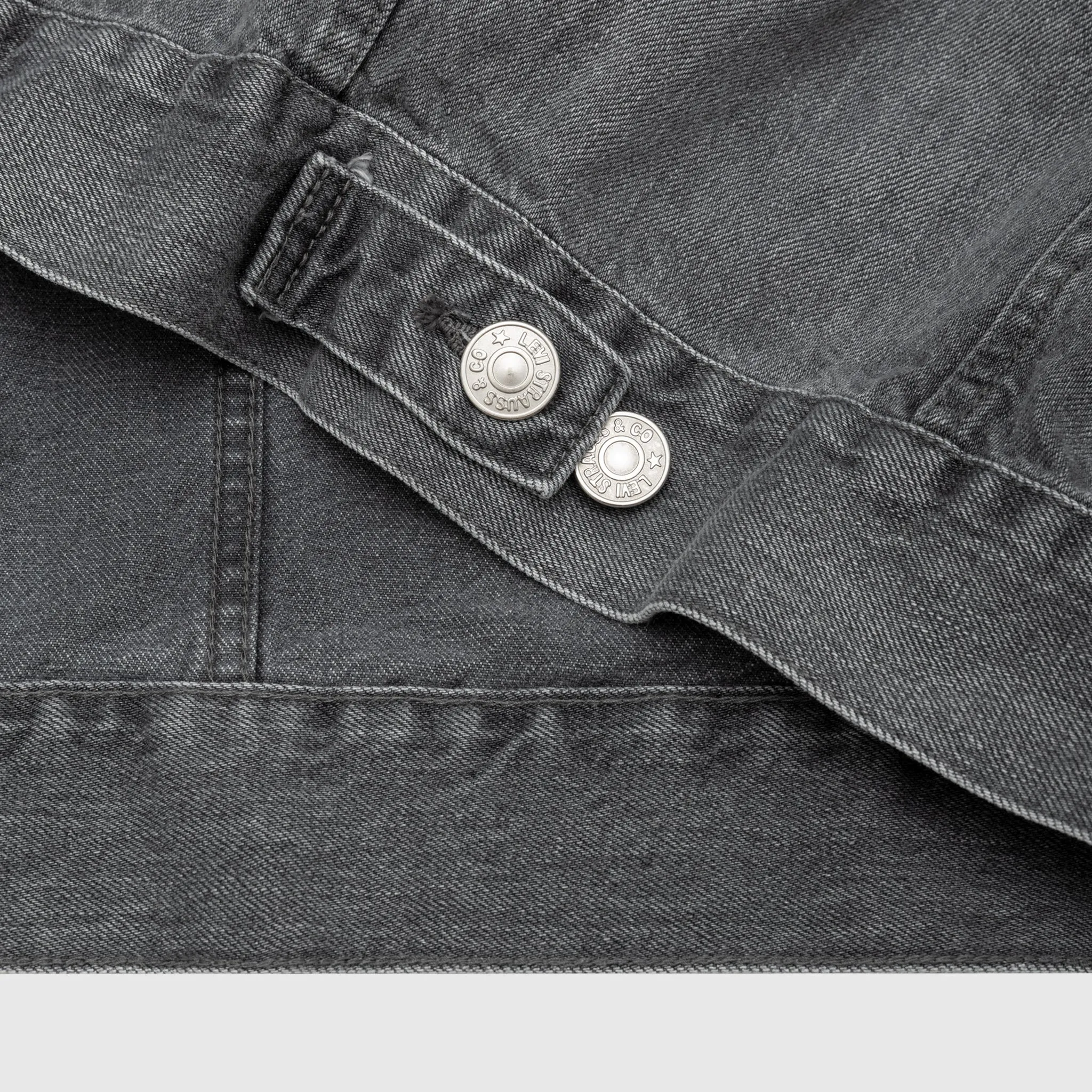 X LEVI'S DENIM JACKET